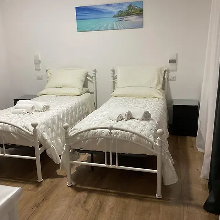 Airport And Go Bed & Breakfast